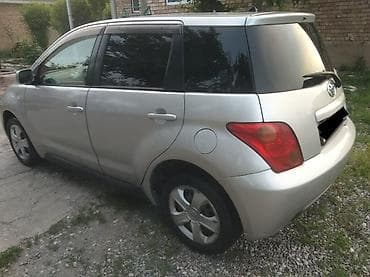 Транспорт: Toyota Ist: 2004 г., 1.3 л, Автомат, Бензин — 3