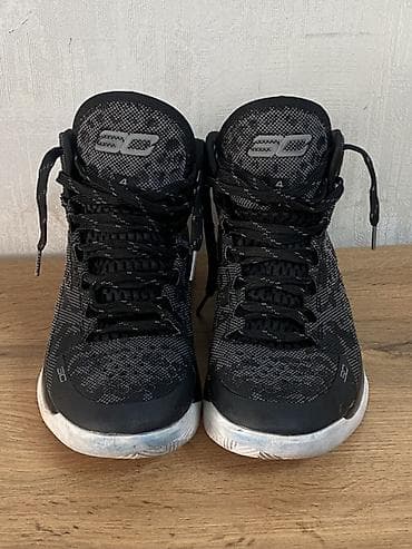 Баскетбольные кроссовки Under Armour Curry 3 (арт. 1258723‑004) -