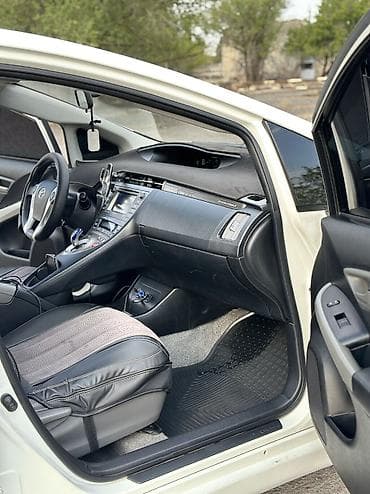 авто расрочкага: Toyota Prius: 2013 г., 1.8 л, Вариатор, Электромобиль, Хэтчбэк — 7