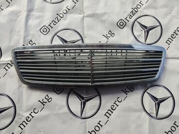 c class: Решетка радиатора Mercedes-Benz 2000 г., Б/у, Оригинал — 1