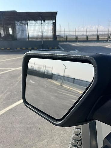 Транспорт: Ford F-150: 2021 г., 2.7 л, Автомат, Бензин, Пикап — 6