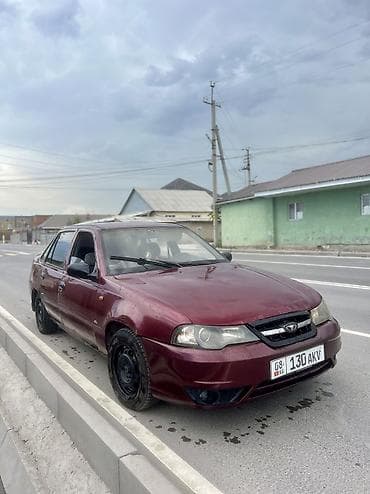 Daewoo Nexia: 2008 г., 1.6 л, Механика, Бензин, Седан