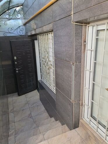 продаю офис 107 м² с ремонтом с мебелью административное здание 1 этаж: Продаю Офис 98 м², С ремонтом, Без мебели, Административное здание, Цокольный этаж этаж — 1