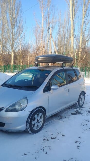 Honda: Honda Fit: 2003 г., 1.3 л, Автомат, Газ, Хетчбек — 3