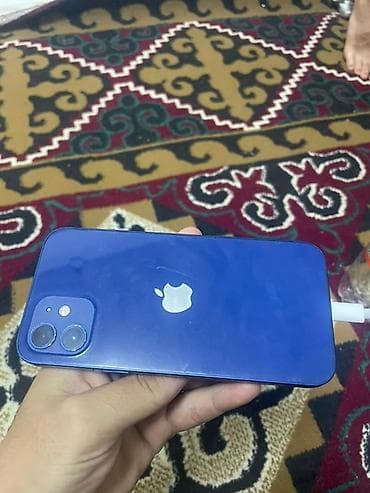 IPhone 12, Б/у, Синий, Кабель