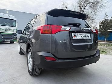 4 7: Toyota RAV4: 2015 г., 2.5 л, Автомат, Бензин, Кроссовер — 5