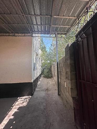 Үйлөр: Срочно продаётся дом мансардного типа 📍Калыс -Ордо /3 улица.1 — 5