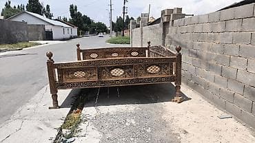 Тапчан 300 x 250 x Дерево at lalafo.kg Тапчан 300 x 250 x Дерево