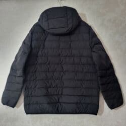 срочно продаю в связи с переездом: Мужская куртка, L, Puma, Б/у, цвет - Черный, Самовывоз, Платная доставка — 4