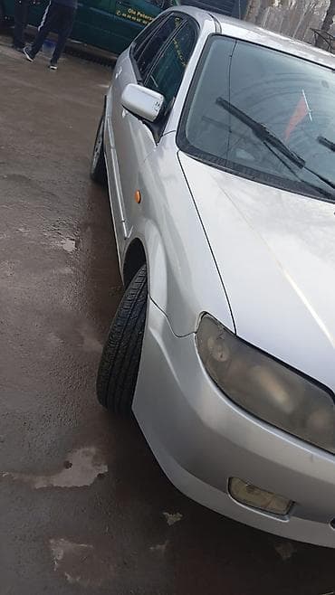 авто мазда: Mazda 323: 2002 г., 1.6 л, Механика, Бензин, Хэтчбэк — 3