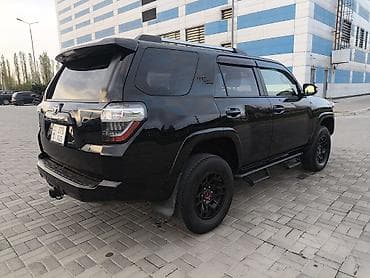 джипы внедорожники: Toyota 4Runner: 2019 г., 4 л, Автомат, Бензин, Внедорожник — 3