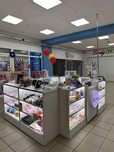 обувьной полка: Продаеться право на аренду+ островок 6 кв м с товаром в Тц Детский — 2
