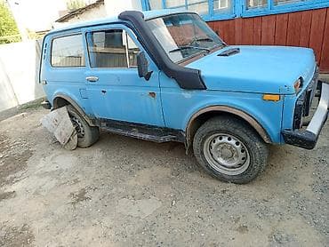 Унаа: ВАЗ (ЛАДА) 2121 (4x4): 1988 г., 1.6 л, Кол менен иштөөчү, Бензин, Жол тандабас — 2