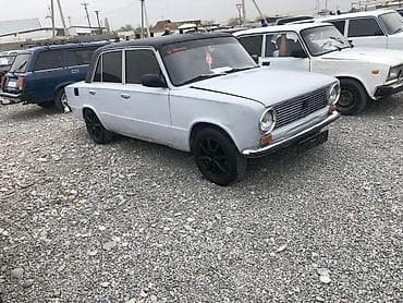 перья: ВАЗ (ЛАДА) 2101: 1974 г., 1.5 л, Ручные, Бензин, Седан — 1