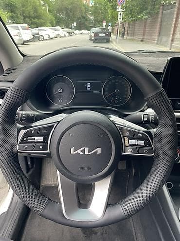 kia ev9: Kia K3: 2021 г., 1.6 л, Вариатор, Бензин, Седан — 8