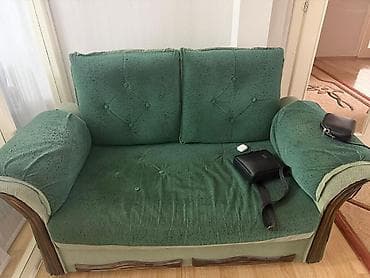 small table: Прямой диван — 1