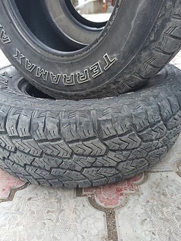 Шины 235 / 75 / R 15, Всесезонная, Б/у, Комплект, Внедорожные (АТ/МТ), Sailun