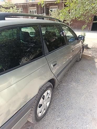 2 4 д: Toyota Avensis: 2002 г., 2 л, Механика, Дизель — 3