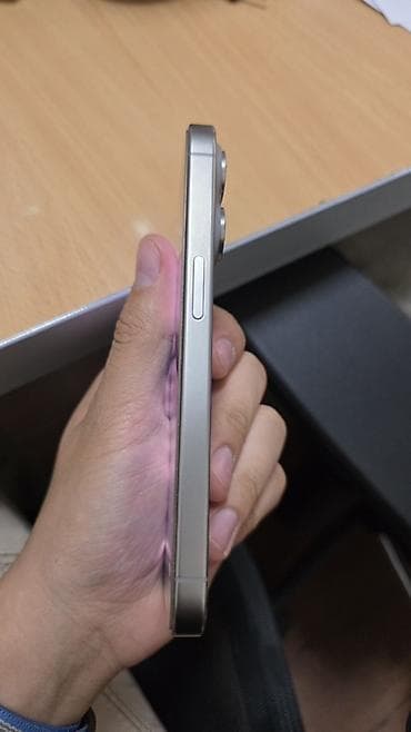 iphone cs max: IPhone 15 Pro, Б/у, 128 ГБ, Natural Titanium, Защитное стекло, Чехол, Кабель, 87 % — 2