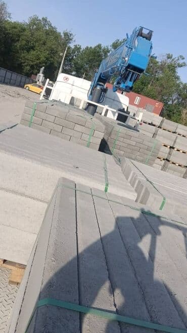 тратуарные бардюры: Тротуарный бордюр, Бетонный, Другие особенности, 1000 — 3