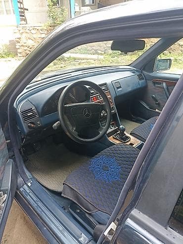 Mercedes-Benz C-Class: 1993 г., 1.8 л, Механика, Бензин, Седан — 2
