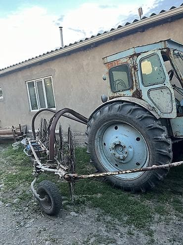 кормушки для животных: Продаю трактор Т-40
В комплекте гребка и касилка — 4