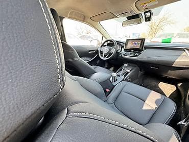 Унаа сатуу: Toyota Corolla: 2022 г., 1.8 л, Вариатор, Гибрид, Седан — 4