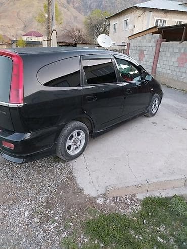 кпп митсубиси: Компактвэн/универсал черного цвета. Кузов: - 5-дверный, тонированные — 1