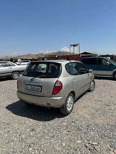 даихатсу сирион: Daihatsu Sirion: 2001 г., 1 л, Бензин, Хэтчбэк — 4