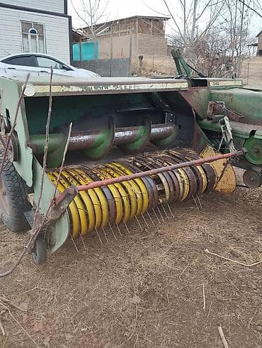 рулонный прессподборщик: Пресс-подборщик тюковый John Deere 346 - Тип: прицепной тюковый — 3