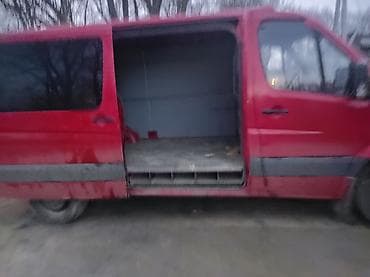 не нахаду: Легкий грузовик, Mercedes-Benz — 7