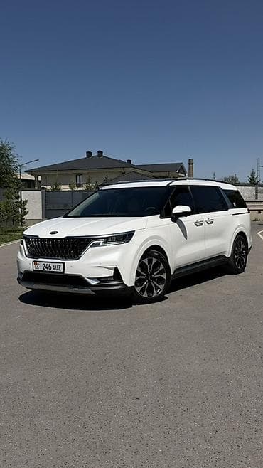Kia Carnival: 2021 г., 2.2 л, Автомат, Дизель, Минивэн — 1