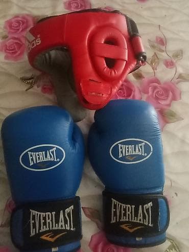 Набор для бокса: - Боксерские перчатки Everlast (пара, синие) с