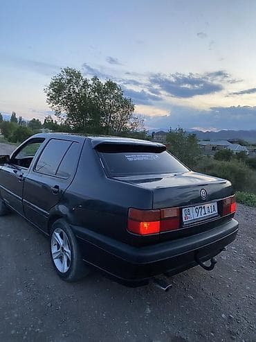 камри 30 зеркало: Volkswagen Vento: 1993 г., Седан — 5