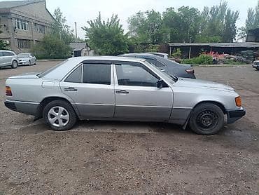 w210 e320: Mercedes-Benz W124: 1991 г., 2.6 л, Ручные, Бензин, Седан — 3