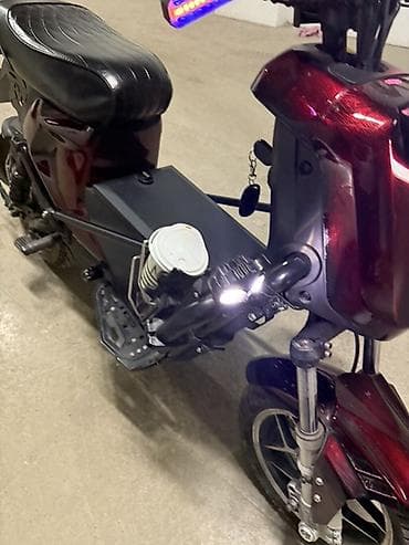 мопеди: Электрический скутер/мини-байк городского типа 🔋 Батарея: CATL 67.2V — 6