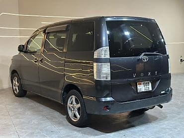 дверные обшивки гольф 2: Toyota Voxy: 2003 г., 2 л, Автомат, Бензин, Минивэн — 6