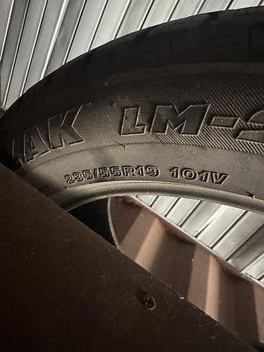 бир: За 4 калесо 5000 Шина зимняя Bridgestone Blizzak LM-32, размер 235/55 — 1