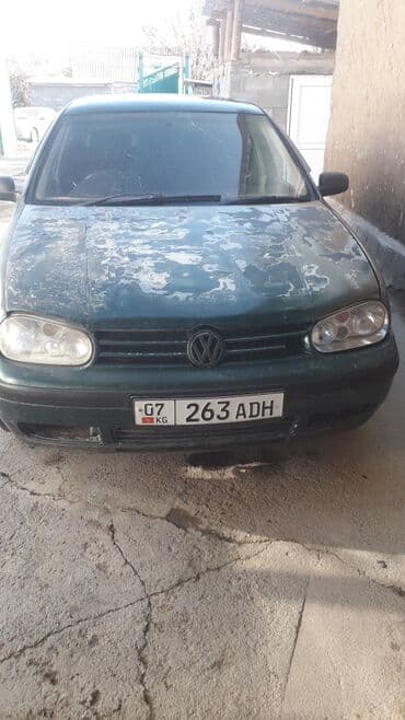 набор ключей фото: Volkswagen Golf Plus: 2001 г., 2 л, Механика, Бензин, Хетчбек — 2