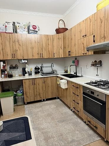 дом на калеса: Продаётся жилой дом с большим навесом и закрытым двором. 170м2 — 8