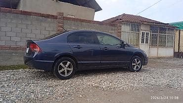 Транспорт: Honda Civic: 2006 г., Седан — 1