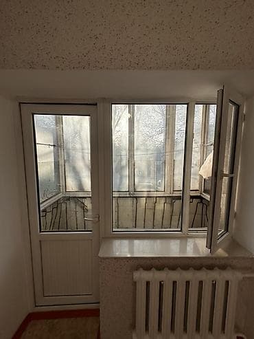 Кыймылсыз мүлк: 45 м², Эмерексиз — 9