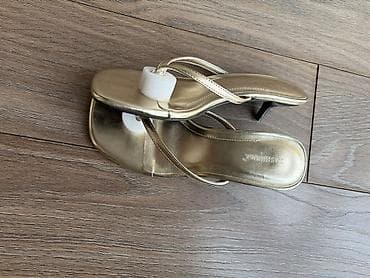 шлепки оригинал: Золотистые вьетнамки на невысоком каблуке (2см) Размер: 37 (маломерит — 2