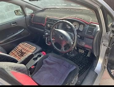 type r: Honda Stream: 2002 г., Автомат, Минивэн — 1