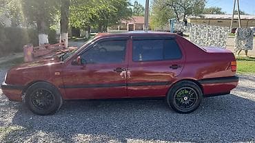 1 uz fe: Volkswagen Vento: 1994 г., 1.8 л, Ручные, Бензин, Седан — 2