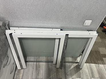 стеклянный обеденный стол: Кухонный стол, Прямоугольный, Нераскладной — 4