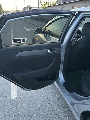 Hyundai Sonata: 2019 г., 2 л, Автомат, Бензин, Седан — 5