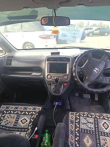продаю honda stream: Honda Stream: 2001 г., 2 л, Автомат, Газ, Универсал — 4