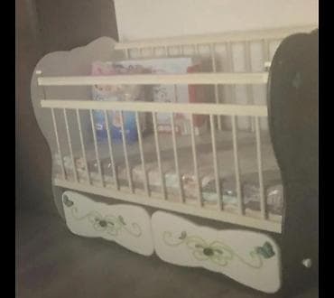 Автокреслолор: Продаю детскую кроватку в идеальном состоянии. В связи с переездом — 3