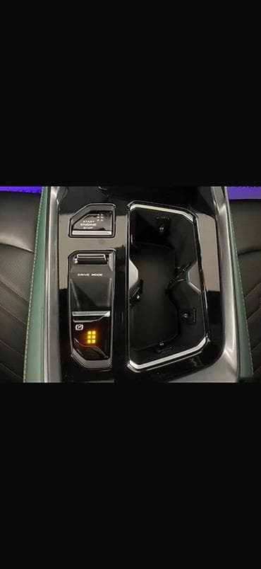 yangwang u8 цена: Changan Uni-T: 2023 г., 1.5 л, Робот, Бензин, Кроссовер — 6